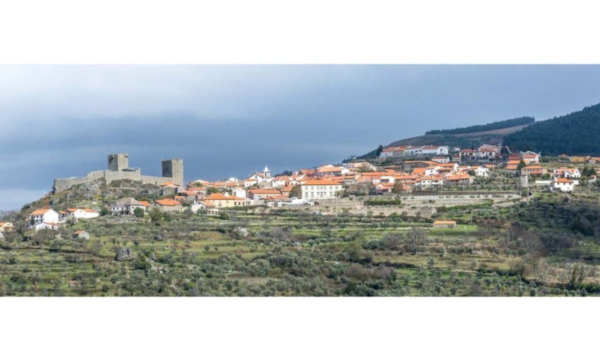 Linhares House | Vrbo Property