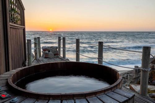 Moss Beach House | Walk to the Beach from this Ocean Front Home