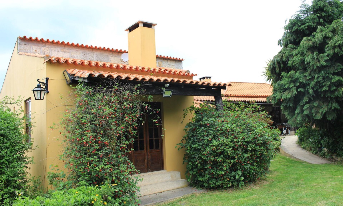 Arouca House | We spread the cloak of the village of Arouca in front of him,