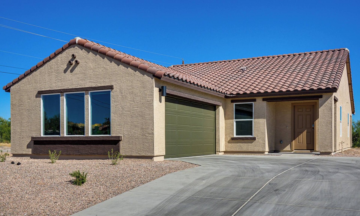 Wickenburg House | Wickenburg Golf Getaway w/Patio & Yard!