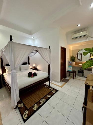 Seminyak House | Will and Ray's at Lori Beach Inn