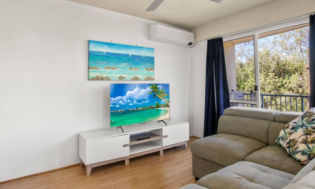 Golden Beach Apartment | Windbourne Unit 11, 101 The Esplanade, Golden Beac