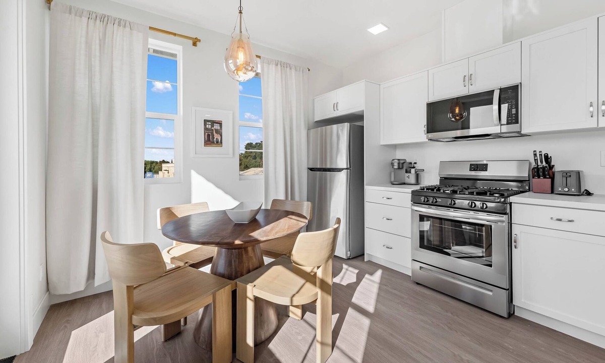 Los Alamos Apartment | Wine Country Getaway - Cozy Private Apartment 205