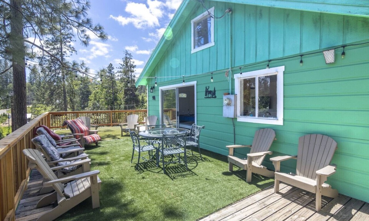 Wishon House | Wishon Cabin - Boat Slip - BBQ, Sleeps 14, Dogs Ok