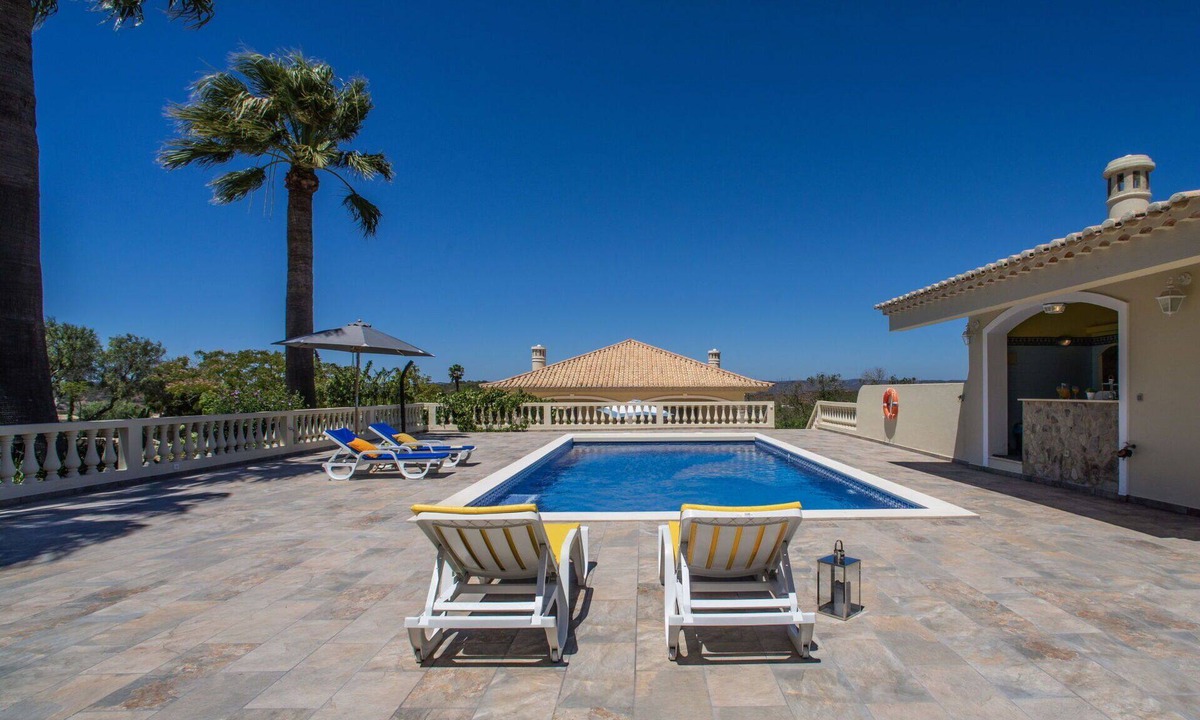 Sargacal House | Wonderful private villa for 4 people with WIFI, A/C, pool, TV and terrace