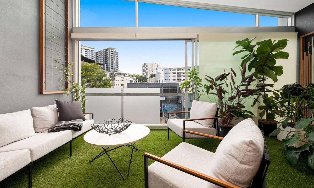 Bowen Hills Apartment | Work & Play @ Valleyhome