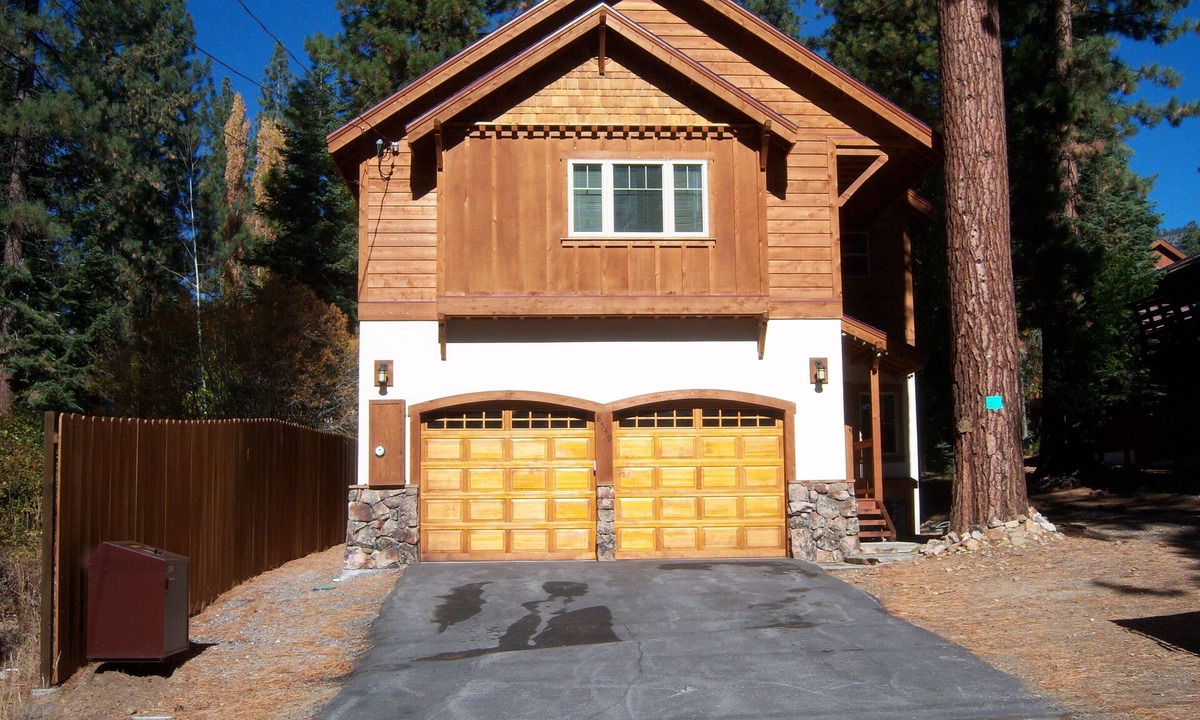 Kings Beach House | You will not want to leave this luxurious Tahoe retreat