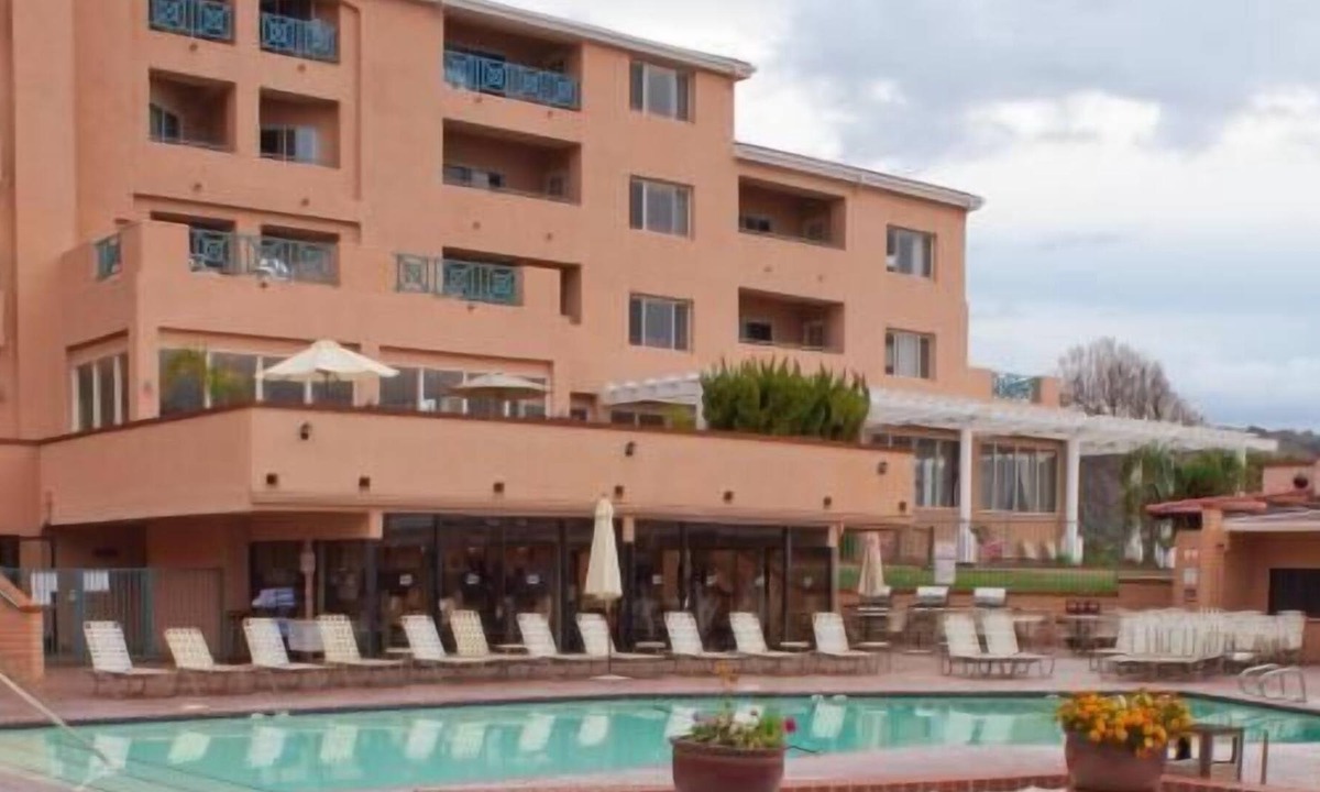 Avila Beach Resort | Your Home Away From Home! Free Parking, Onsite Pool, Near Avila Beach Pier