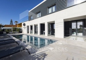 127 m² Apartment ∙ 3 bedrooms ∙ 6 guests