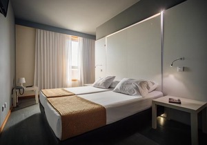 Basic Braga by Axis in Braga
