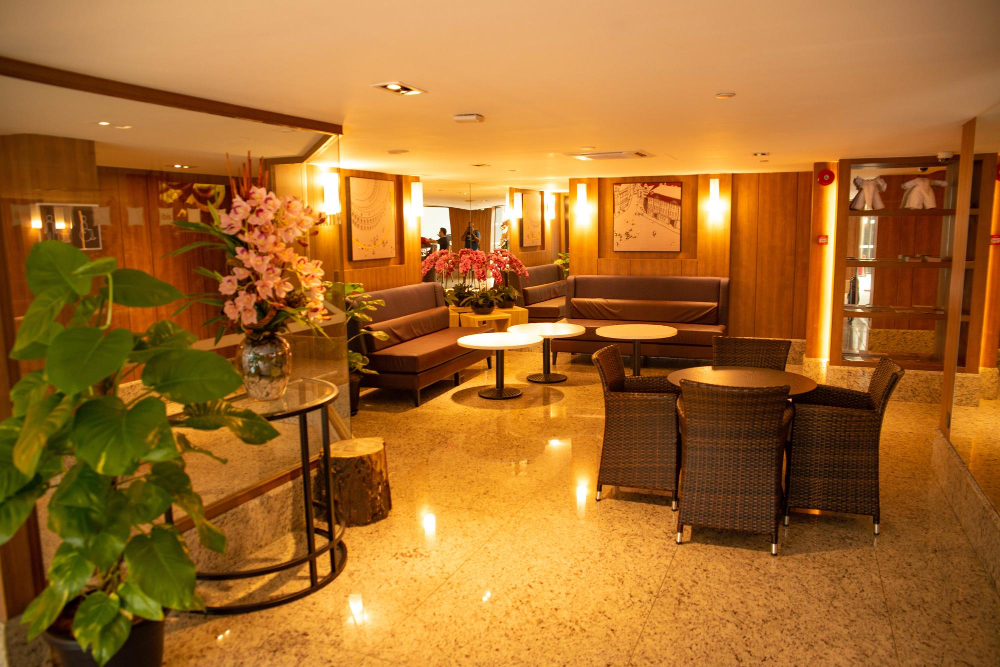 Beachfront Malibu Luxury Condo | 4 ppl