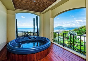 ☀Beachfront Oceanview☀ Private Jacuzzi & Full ktcn