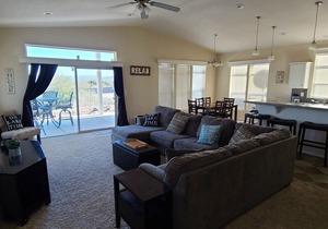 Beautiful Havasu Landing Lake House
