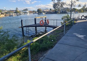 BoatHouse on the Broadwater