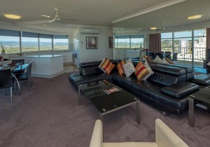 Burleigh Surf Apartments