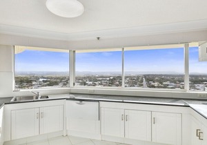 Burleigh Surf Spectacular Views from all Rooms