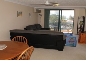 Burleigh Terraces 34, In the Heart of Burleigh
