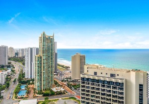 Crown Towers Luxury 3 Bedroom Apartment
