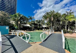 Diamond Beach 70