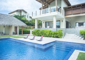 Luxury Villa *Guacalito de la Isla *With Staff *Pool *Terrace *Day Pass Included
