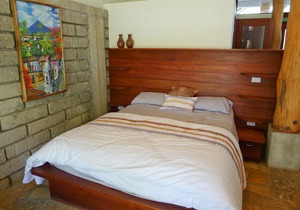 Modern Luxury Studio Suite - Steps To Beach & Short Walk to Town