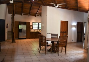 Quiet villa with private pool in Playa Langosta near Tamarindo