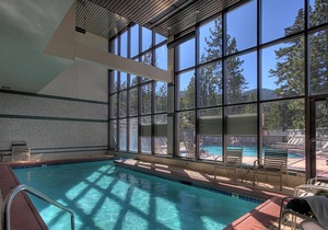 Ridge Tahoe 2-Bedroom Condo + Amenities