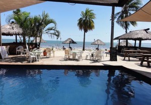 Smugglers Cove Beach Resort & Hotel