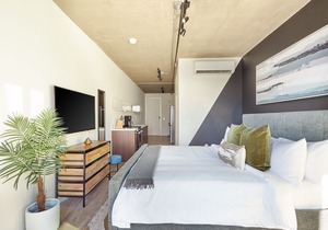 Sonder | The Continental | Divine Studio + Balcony
