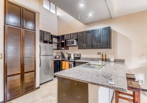 Spacious Resort Condo with Pool - Near Town