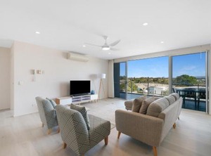 Azzura Greens Resort | Gold Coast