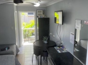 Limassol Motel | Labrador