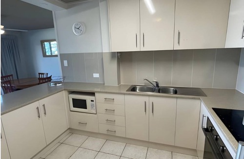 Mermaid Beach House | 100 m² House ∙ 2 bedrooms ∙ 4 guests