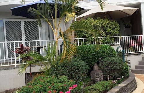 Biggera Waters Apartment | 100 m² Serviced apartment ∙ 3 bedrooms ∙ 6 guests