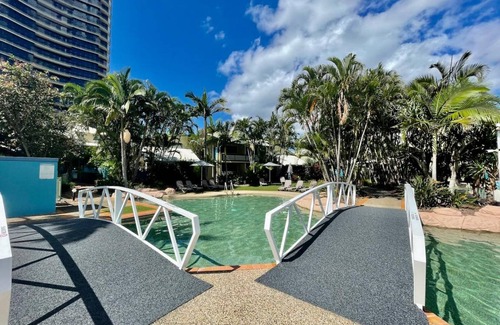 Mermaid Beach Apartment | 130 m² Apartment ∙ 2 bedrooms ∙ 4 guests
