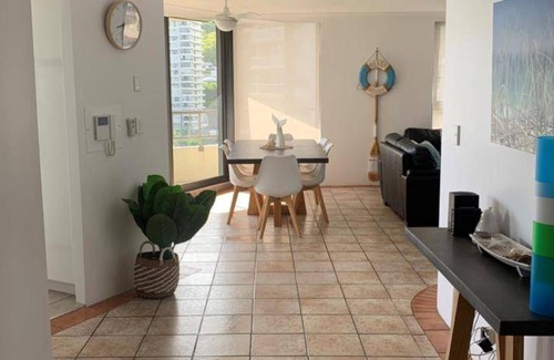 Burleigh Heads Apartment | 147 m² Apartment ∙ 3 bedrooms ∙ 6 guests