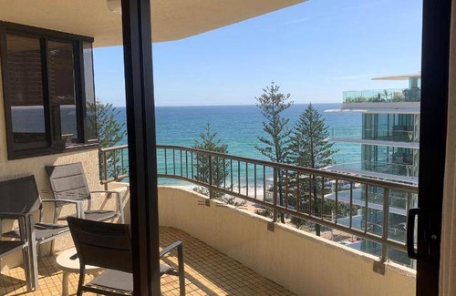 Burleigh Heads Apartment | 147 m² Apartment ∙ 3 bedrooms ∙ 6 guests