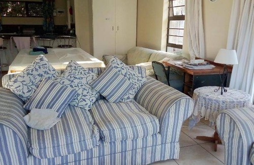 Aston Bay House | 165 m² House ∙ 3 bedrooms ∙ 6 guests