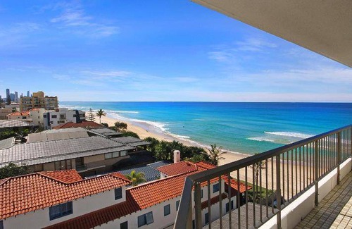 Mermaid Beach Apartment | 190 m² Serviced apartment ∙ 127 guests