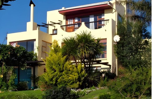 Wavecrest Bed & Breakfast | 198 m² Bed and breakfast ∙ 127 guests