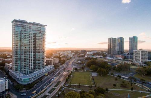 Southport Apartment | 200 m² Serviced apartment ∙ 3 bedrooms ∙ 127 guests