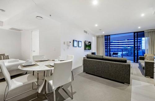Broadbeach Apartment | 20508 Oracle Tower 2 in Broadbeach