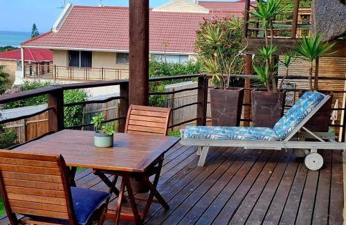 Wavecrest Apartment | 220 m² Apartment ∙ 2 guests