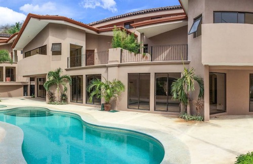 El Ocotal Apartment | 232 m² Apartment ∙ 3 bedrooms ∙ 8 guests