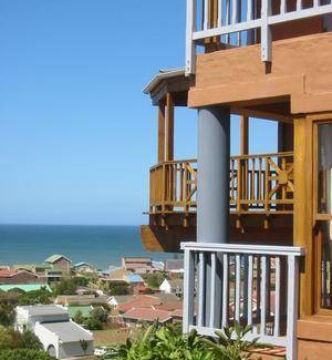 Wavecrest House | 250 m² House ∙ 3 bedrooms ∙ 7 guests