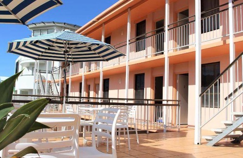 Mermaid Beach Hotel | 52 m² Motel ∙ 5 guests