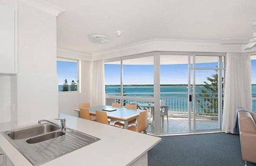 Biggera Waters Apartment | 80 m² Serviced apartment ∙ 2 bedrooms ∙ 127 guests