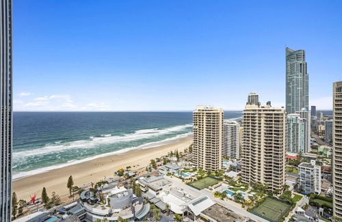 Surfers Paradise Apartment | A stunning apartment, Apartment 24104 offers best in class luxury & features