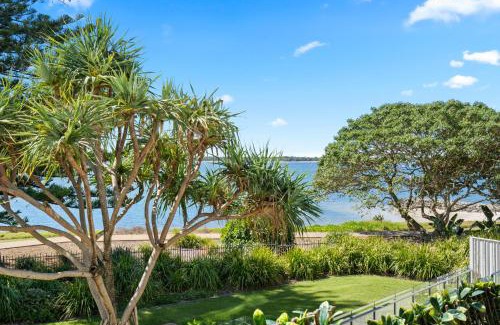 Hollywell Apartment | Allisee Apartments