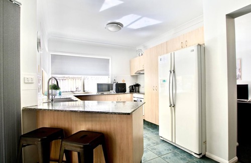 Upper Coomera House | Anaheim Entertainer - Theme Park Central